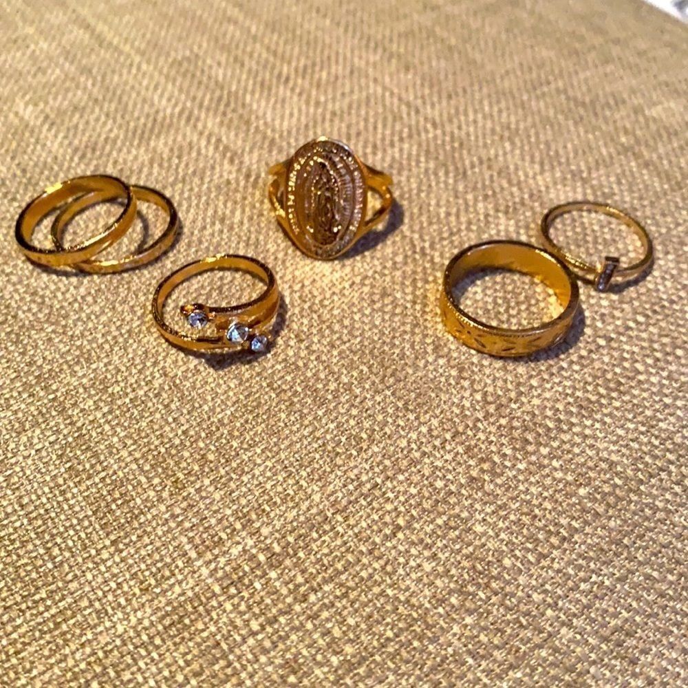 Set of six rings